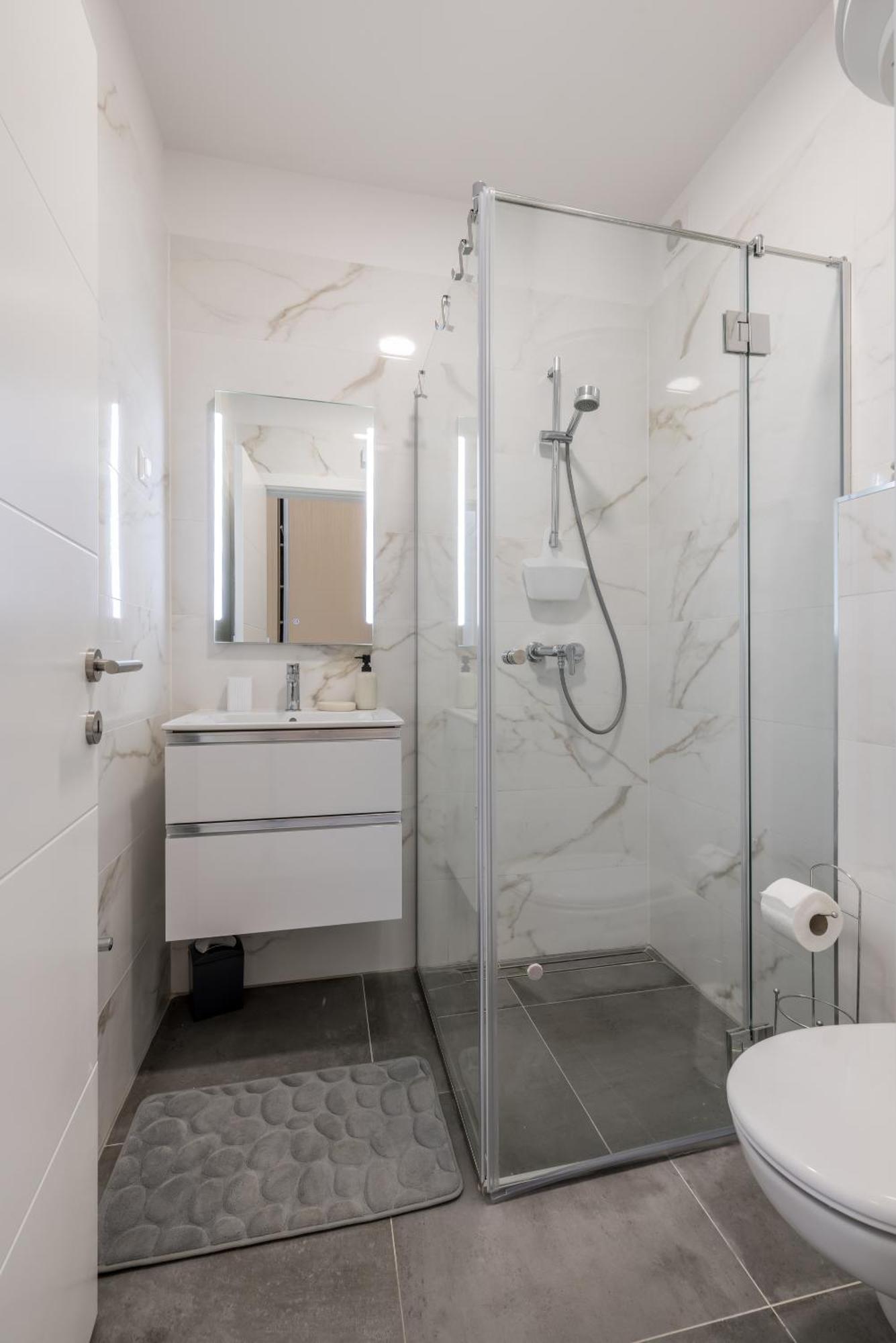 Luxury Immortelle Apartment Sutivan