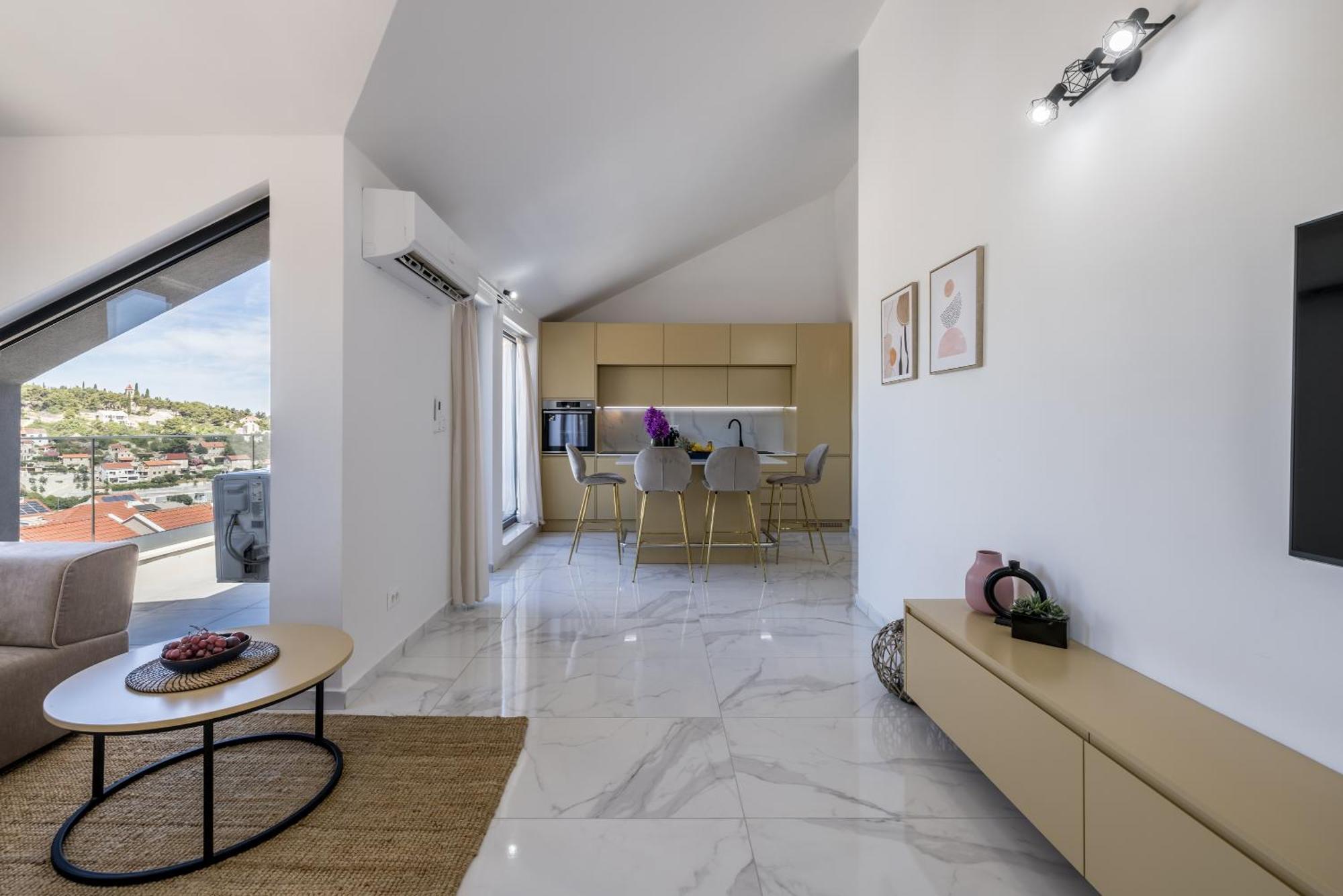 Luxury Immortelle Apartment