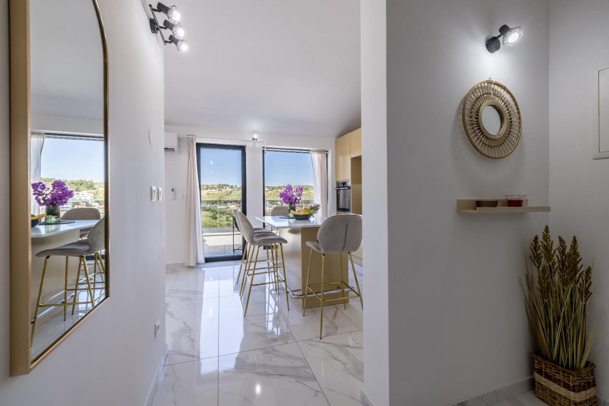 Luxury Immortelle Apartment *